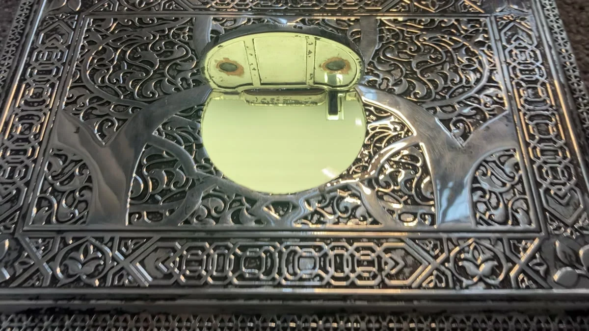 Video still: Illuminated Ornamental Mechanism